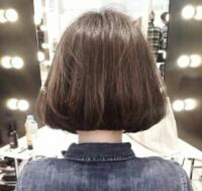 脖子短发多久能齐肩 到脖子的短发图片背影