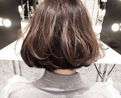 脖子短发多久能齐肩 到脖子的短发图片背影