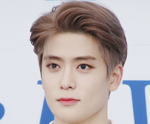 180˶ͼ ʿʺϵķӦ