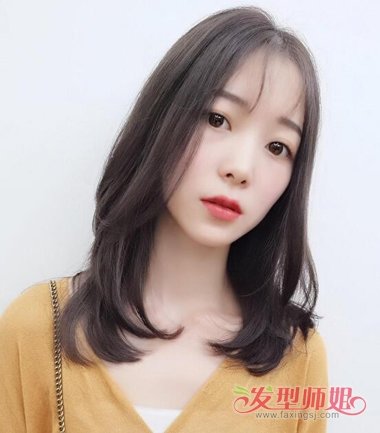 日常向卷发梳法小技巧 越贴近自然卷散发越能展现魅力