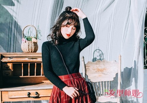 美妆潮服把你的年终奖“抢”光了？ 新年最火女生扎发不花钱让你更时髦