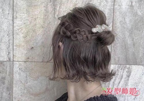 24短发女生流行扎发发型简单又美腻 短发女生可以在家自己扎的发型