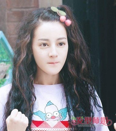迪丽热巴苹果头怎么扎 迪丽热巴苹果头扎法